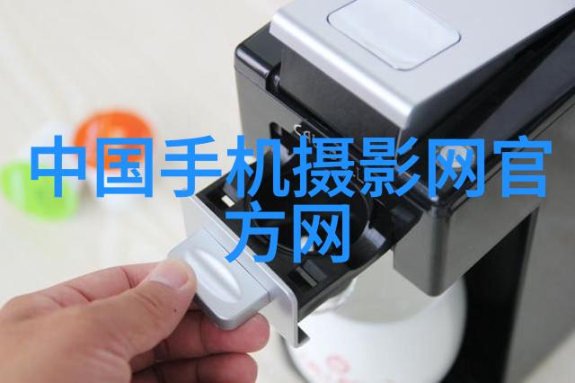 荷兰摄影师打破拍照定式用镜头捕捉真实情感